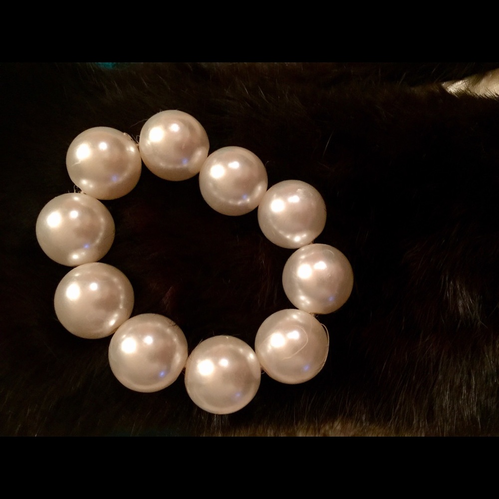 Faux Pearl Bracelet